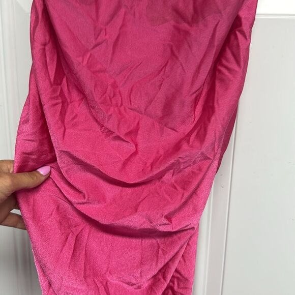 Baobab Collection Fuchsia Dress - Size Medium - LIKE NEW - Strapless - Rouched - Picture 5 of 6